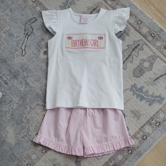 Stitchy Fish Other - NWOT Stitchy Fish Birthday Girl Smocked Short Set, Pink Sz6
